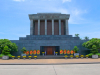 Ho Chi Minh mavzolej. Isti kot v Moskvi in Pekingu.